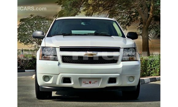 Buy Import Chevrolet Tahoe White Car in Import - Dubai in Region of Bouenza Buy Import Chevrolet Tahoe White Car in Import - Dubai in Region of Bouenza