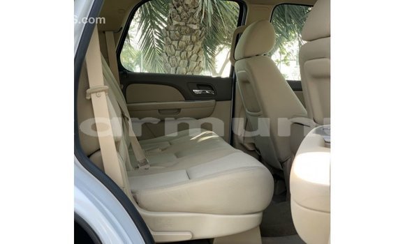 Buy Import Chevrolet Tahoe White Car in Import - Dubai in Region of Bouenza Buy Import Chevrolet Tahoe White Car in Import - Dubai in Region of Bouenza