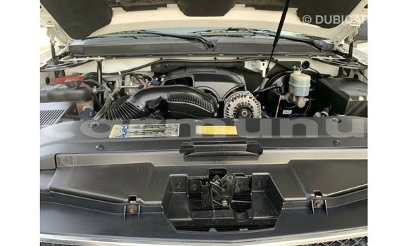 Buy Import Chevrolet Tahoe White Car in Import - Dubai in Region of Bouenza Buy Import Chevrolet Tahoe White Car in Import - Dubai in Region of Bouenza