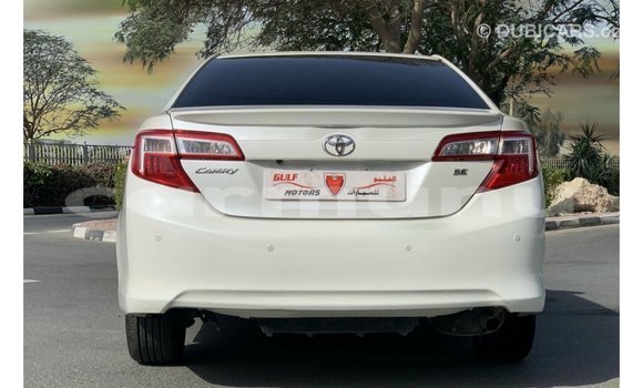 Acheter Import Voiture Toyota Camry Blanc à Import - Dubai, Région de la Bouenza Acheter Import Voiture Toyota Camry Blanc à Import - Dubai, Région de la Bouenza