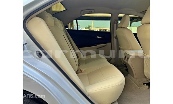 Acheter Import Voiture Toyota Camry Blanc à Import - Dubai, Région de la Bouenza Acheter Import Voiture Toyota Camry Blanc à Import - Dubai, Région de la Bouenza