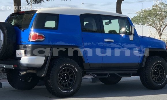 Acheter Import Voiture Toyota FJ Cruiser Bleu à Import - Dubai, Région de la Bouenza Acheter Import Voiture Toyota FJ Cruiser Bleu à Import - Dubai, Région de la Bouenza
