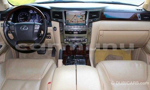 Acheter Import Voiture Lexus LX Blanc à Import - Dubai, Région de la Bouenza Acheter Import Voiture Lexus LX Blanc à Import - Dubai, Région de la Bouenza