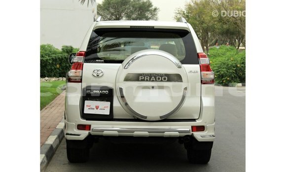 Acheter Import Voiture Toyota Prado Blanc à Import - Dubai, Région de la Bouenza Acheter Import Voiture Toyota Prado Blanc à Import - Dubai, Région de la Bouenza