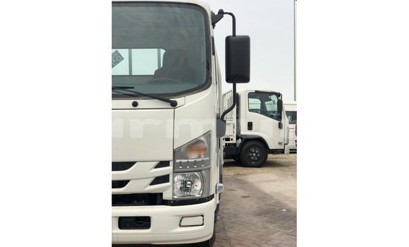 Acheter Import Utilitaire Isuzu FTR 850 Blanc à Import - Dubai, Région de la Bouenza Acheter Import Utilitaire Isuzu FTR 850 Blanc à Import - Dubai, Région de la Bouenza