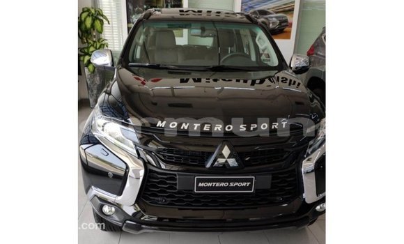 Acheter Import Voiture Mitsubishi Montero Noir à Import - Dubai, Région de la Bouenza Acheter Import Voiture Mitsubishi Montero Noir à Import - Dubai, Région de la Bouenza