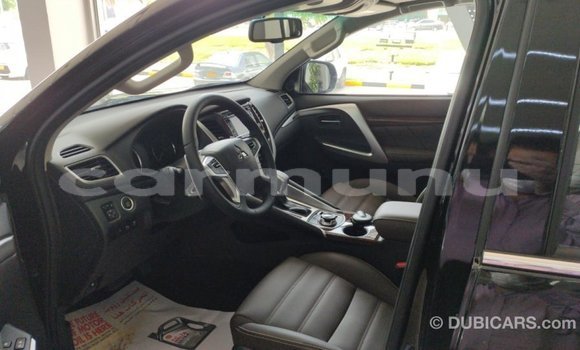 Acheter Import Voiture Mitsubishi Montero Noir à Import - Dubai, Région de la Bouenza Acheter Import Voiture Mitsubishi Montero Noir à Import - Dubai, Région de la Bouenza