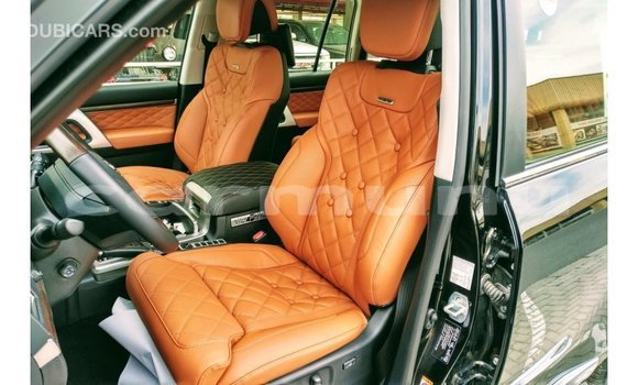 Acheter Import Voiture Toyota Land Cruiser Noir à Import - Dubai, Région de la Bouenza Acheter Import Voiture Toyota Land Cruiser Noir à Import - Dubai, Région de la Bouenza