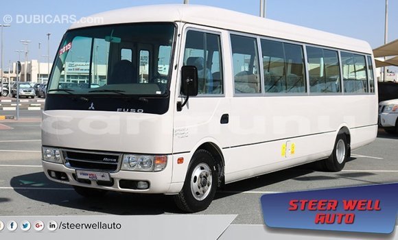 Acheter Import Voiture Mitsubishi Carisma Blanc à Import - Dubai, Région de la Bouenza Acheter Import Voiture Mitsubishi Carisma Blanc à Import - Dubai, Région de la Bouenza