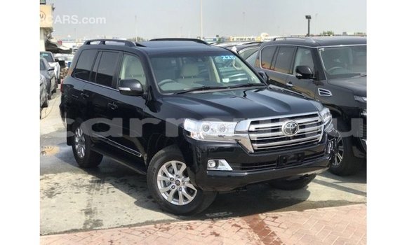 Buy Import Toyota Land Cruiser Black Car in Import - Dubai in Region of Bouenza Buy Import Toyota Land Cruiser Black Car in Import - Dubai in Region of Bouenza