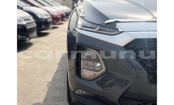 Acheter Import Voiture Hyundai Santa Fe Vert à Import - Dubai, Région de la Bouenza Acheter Import Voiture Hyundai Santa Fe Vert à Import - Dubai, Région de la Bouenza