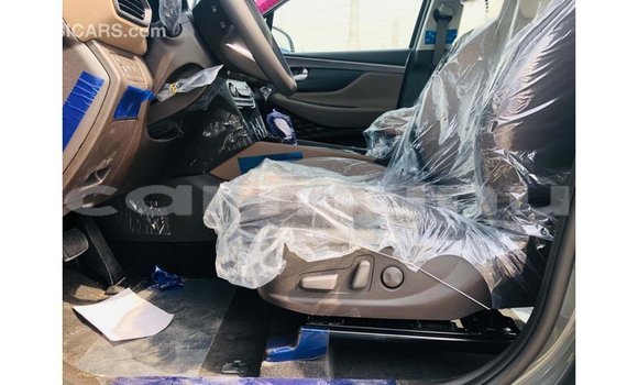Acheter Import Voiture Hyundai Santa Fe Vert à Import - Dubai, Région de la Bouenza Acheter Import Voiture Hyundai Santa Fe Vert à Import - Dubai, Région de la Bouenza