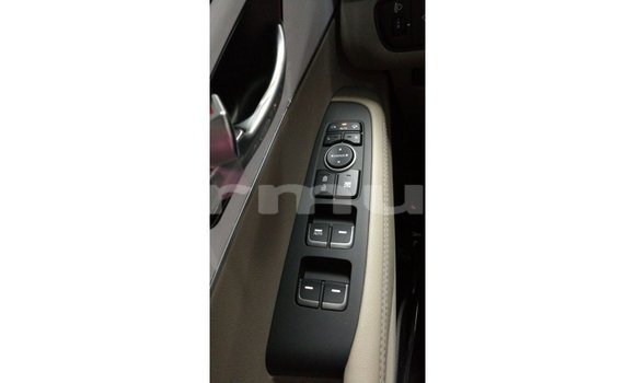 Buy Import Kia Sorento White Car in Import - Dubai in Region of Bouenza Buy Import Kia Sorento White Car in Import - Dubai in Region of Bouenza