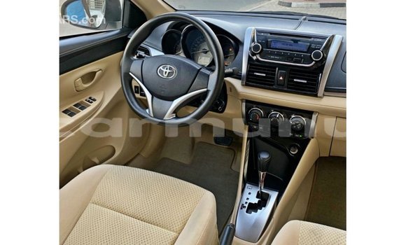 Acheter Import Utilitaire Toyota DA Blanc à Import - Dubai, Région de la Bouenza Acheter Import Utilitaire Toyota DA Blanc à Import - Dubai, Région de la Bouenza