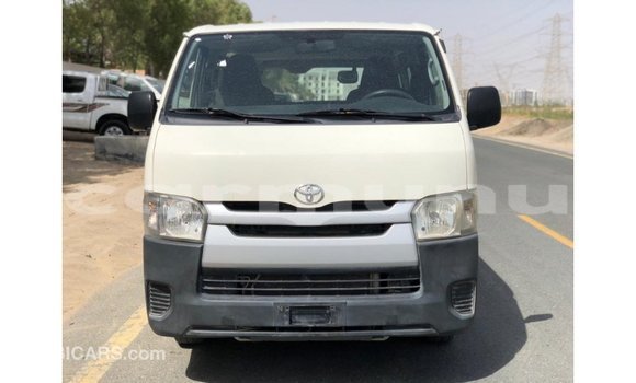 Buy Import Toyota Hiace White Car in Import - Dubai in Region of Bouenza Buy Import Toyota Hiace White Car in Import - Dubai in Region of Bouenza