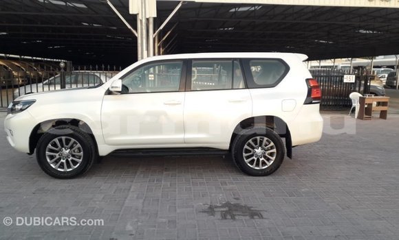 Acheter Import Voiture Toyota Prado Blanc à Import - Dubai, Région de la Bouenza Acheter Import Voiture Toyota Prado Blanc à Import - Dubai, Région de la Bouenza