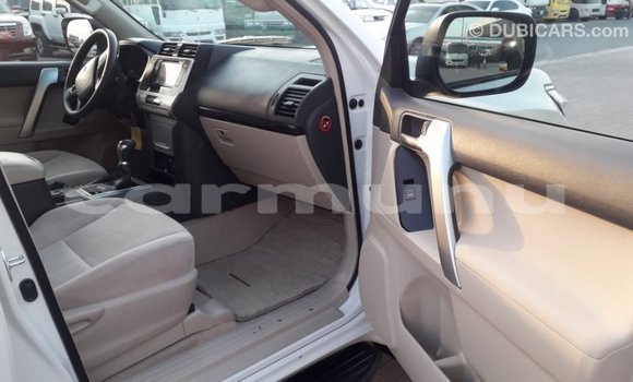 Acheter Import Voiture Toyota Prado Blanc à Import - Dubai, Région de la Bouenza Acheter Import Voiture Toyota Prado Blanc à Import - Dubai, Région de la Bouenza