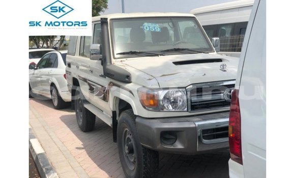 Buy Import Toyota Land Cruiser Other Car in Import - Dubai in Region of Bouenza