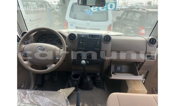Acheter Import Voiture Toyota Land Cruiser Autre à Import - Dubai, Région de la Bouenza Acheter Import Voiture Toyota Land Cruiser Autre à Import - Dubai, Région de la Bouenza