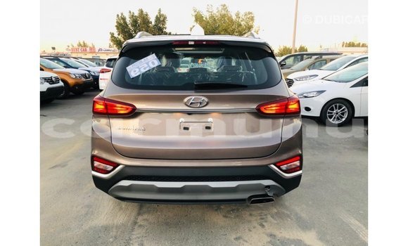 Acheter Import Voiture Hyundai Santa Fe Marron à Import - Dubai, Région de la Bouenza Acheter Import Voiture Hyundai Santa Fe Marron à Import - Dubai, Région de la Bouenza