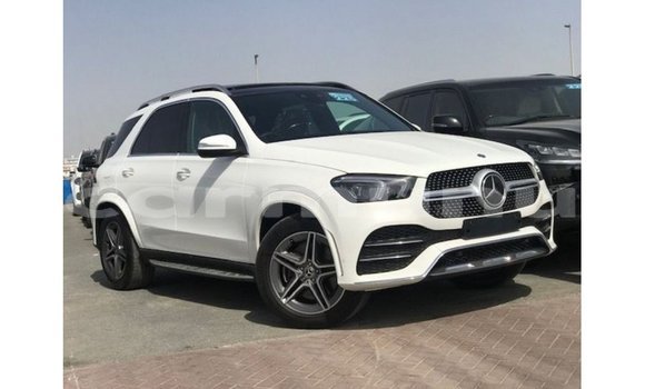 Buy Import Mercedes-Benz GLE White Car in Import - Dubai in Region of Bouenza