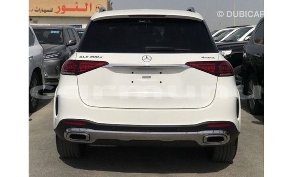 Buy Import Mercedes-Benz GLE White Car in Import - Dubai in Region of Bouenza Buy Import Mercedes-Benz GLE White Car in Import - Dubai in Region of Bouenza