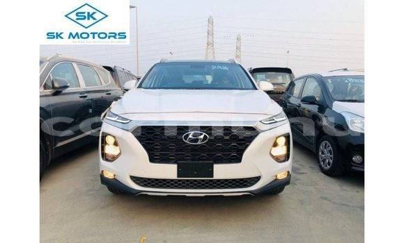 Buy Import Hyundai Santa Fe White Car in Import - Dubai in Region of Bouenza