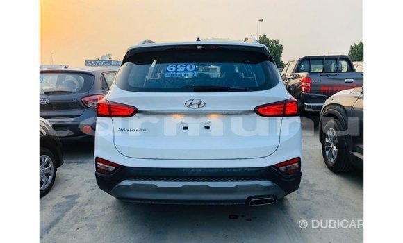 Buy Import Hyundai Santa Fe White Car in Import - Dubai in Region of Bouenza Buy Import Hyundai Santa Fe White Car in Import - Dubai in Region of Bouenza