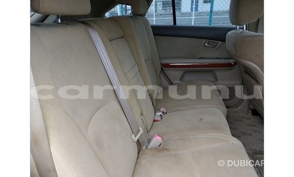 Acheter Import Voiture Toyota Harrier Blanc à Import - Dubai, Région de la Bouenza Acheter Import Voiture Toyota Harrier Blanc à Import - Dubai, Région de la Bouenza