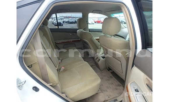 Acheter Import Voiture Toyota Harrier Blanc à Import - Dubai, Région de la Bouenza Acheter Import Voiture Toyota Harrier Blanc à Import - Dubai, Région de la Bouenza