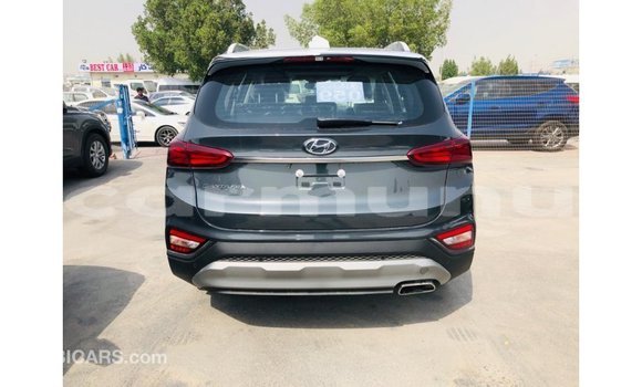 Acheter Import Voiture Hyundai Santa Fe Vert à Import - Dubai, Région de la Bouenza Acheter Import Voiture Hyundai Santa Fe Vert à Import - Dubai, Région de la Bouenza