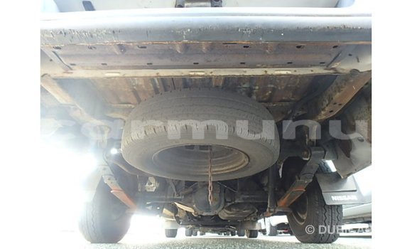 Buy Import Nissan Caravan White Car in Import - Dubai in Region of Bouenza Buy Import Nissan Caravan White Car in Import - Dubai in Region of Bouenza