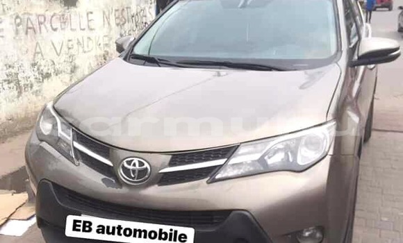 Acheter Occasion Voiture Toyota RAV4 Marron à Brazzaville, Commune de Brazzaville Acheter Occasion Voiture Toyota RAV4 Marron à Brazzaville, Commune de Brazzaville