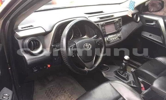 Acheter Occasion Voiture Toyota RAV4 Marron à Brazzaville, Commune de Brazzaville Acheter Occasion Voiture Toyota RAV4 Marron à Brazzaville, Commune de Brazzaville