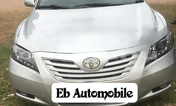 Acheter Occasion Voiture Toyota Camry Gris à Brazzaville, Commune de Brazzaville Acheter Occasion Voiture Toyota Camry Gris à Brazzaville, Commune de Brazzaville