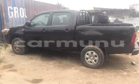 Acheter Occasion Voiture Toyota Hilux Noir à Brazzaville, Commune de Brazzaville Acheter Occasion Voiture Toyota Hilux Noir à Brazzaville, Commune de Brazzaville