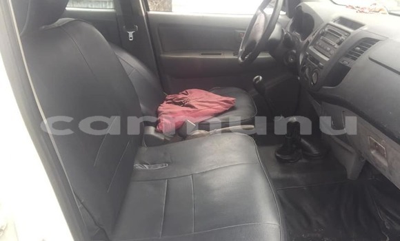 Acheter Occasion Voiture Toyota Hilux Blanc à Brazzaville, Commune de Brazzaville Acheter Occasion Voiture Toyota Hilux Blanc à Brazzaville, Commune de Brazzaville