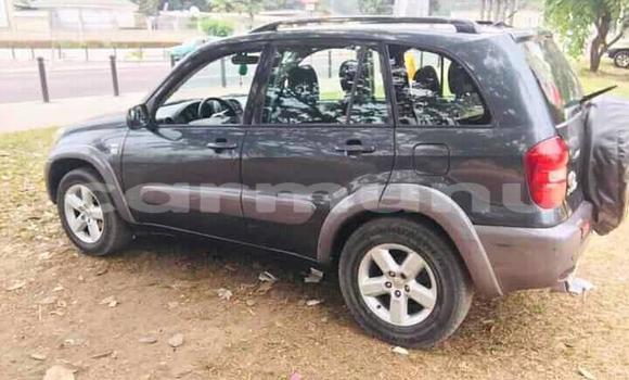Acheter Occasion Voiture Toyota RAV4 Noir à Brazzaville, Commune de Brazzaville Acheter Occasion Voiture Toyota RAV4 Noir à Brazzaville, Commune de Brazzaville