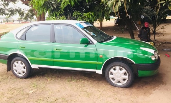 Acheter Occasion Voiture Toyota Corolla Vert à Brazzaville, Commune de Brazzaville Acheter Occasion Voiture Toyota Corolla Vert à Brazzaville, Commune de Brazzaville