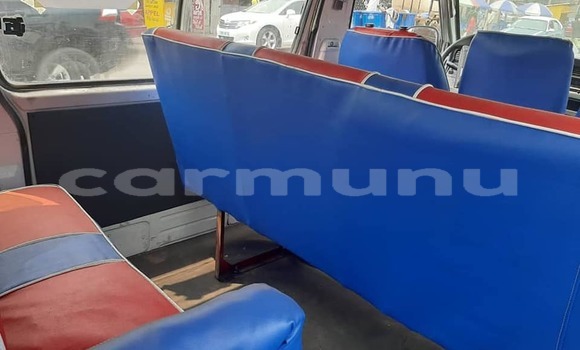 Acheter Occasion Voiture Toyota Hiace Blanc à Brazzaville, Commune de Brazzaville Acheter Occasion Voiture Toyota Hiace Blanc à Brazzaville, Commune de Brazzaville