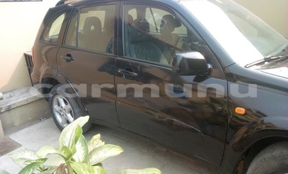 Acheter Occasion Voiture Toyota RAV4 Noir à Brazzaville, Commune de Brazzaville Acheter Occasion Voiture Toyota RAV4 Noir à Brazzaville, Commune de Brazzaville