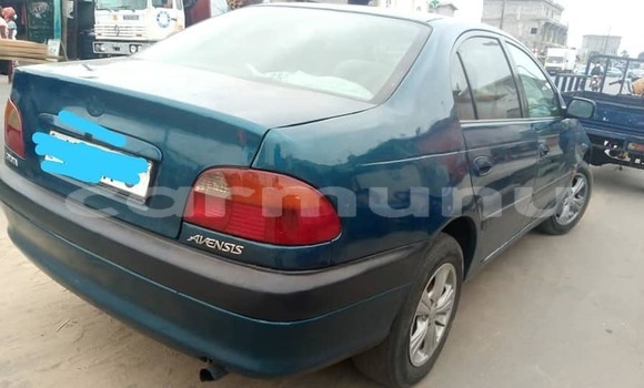Acheter Occasion Voiture Toyota Avensis Bleu à Brazzaville, Commune de Brazzaville Acheter Occasion Voiture Toyota Avensis Bleu à Brazzaville, Commune de Brazzaville