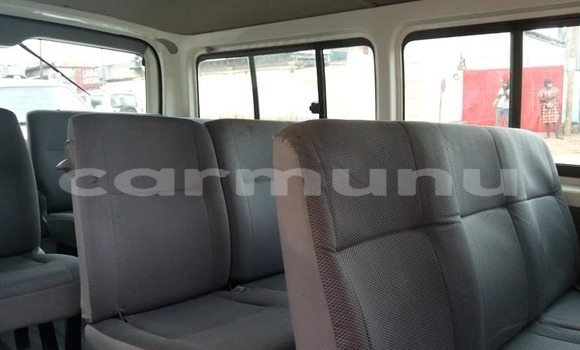 Acheter Occasion Voiture Toyota Hiace Blanc à Brazzaville, Commune de Brazzaville Acheter Occasion Voiture Toyota Hiace Blanc à Brazzaville, Commune de Brazzaville