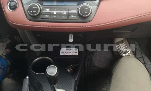 Acheter Occasion Voiture Toyota RAV4 Gris à Brazzaville, Commune de Brazzaville Acheter Occasion Voiture Toyota RAV4 Gris à Brazzaville, Commune de Brazzaville