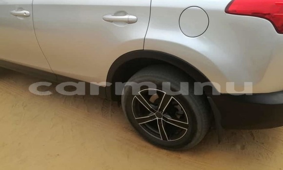 Acheter Occasion Voiture Toyota RAV4 Gris à Brazzaville, Commune de Brazzaville Acheter Occasion Voiture Toyota RAV4 Gris à Brazzaville, Commune de Brazzaville