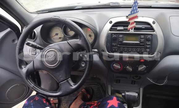 Acheter Occasion Voiture Toyota RAV4 Noir à Brazzaville, Commune de Brazzaville Acheter Occasion Voiture Toyota RAV4 Noir à Brazzaville, Commune de Brazzaville