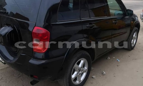 Acheter Occasion Voiture Toyota RAV4 Noir à Brazzaville, Commune de Brazzaville Acheter Occasion Voiture Toyota RAV4 Noir à Brazzaville, Commune de Brazzaville