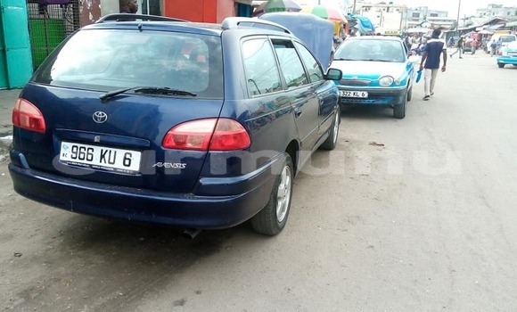 Acheter Occasion Voiture Toyota Avensis Bleu à Brazzaville, Commune de Brazzaville Acheter Occasion Voiture Toyota Avensis Bleu à Brazzaville, Commune de Brazzaville