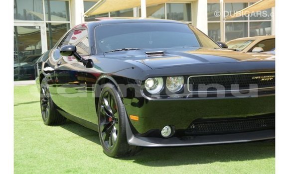 Acheter Import Voiture Dodge Challenger Noir à Import - Dubai, Région de la Bouenza Acheter Import Voiture Dodge Challenger Noir à Import - Dubai, Région de la Bouenza