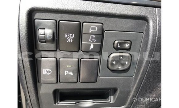 Buy Import Toyota Land Cruiser Black Car in Import - Dubai in Region of Bouenza Buy Import Toyota Land Cruiser Black Car in Import - Dubai in Region of Bouenza